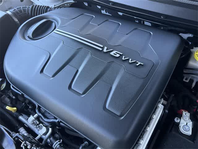used 2021 Jeep Cherokee car, priced at $23,734