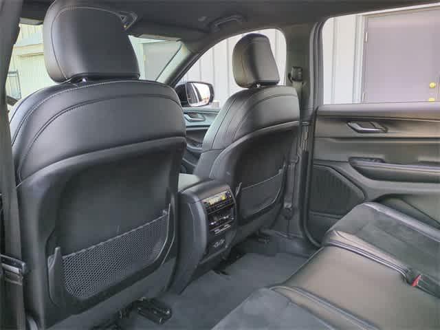used 2024 Jeep Grand Cherokee L car, priced at $31,195