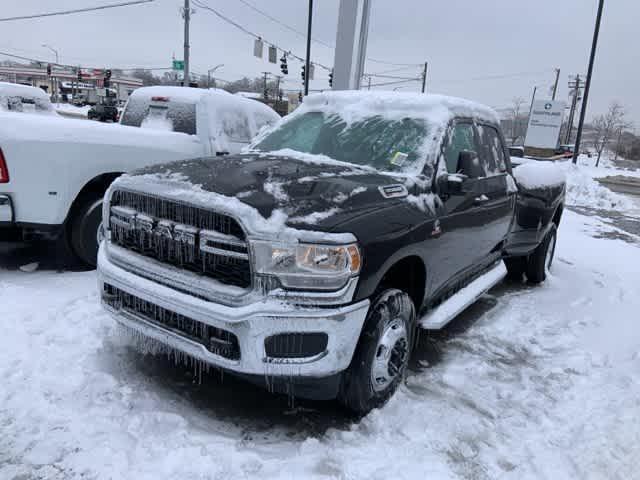 new 2024 Ram 3500 car, priced at $55,585