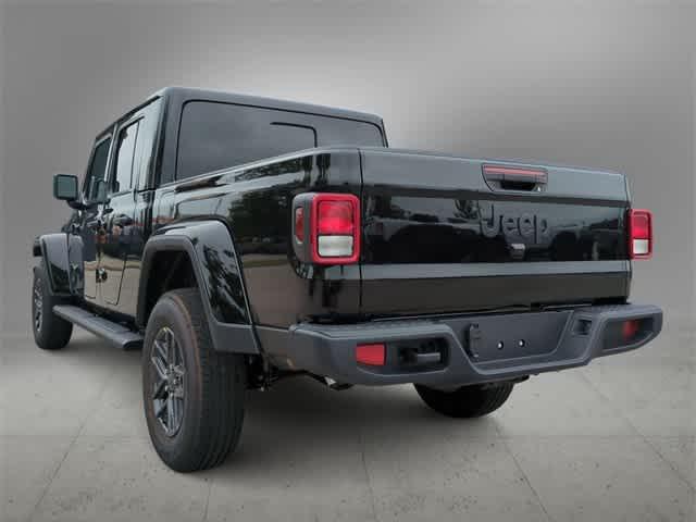 new 2025 Jeep Gladiator car, priced at $41,450