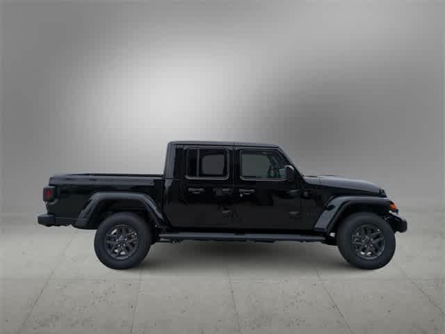new 2025 Jeep Gladiator car, priced at $41,450