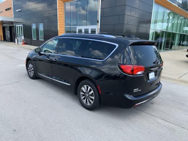 used 2019 Chrysler Pacifica car, priced at $22,141