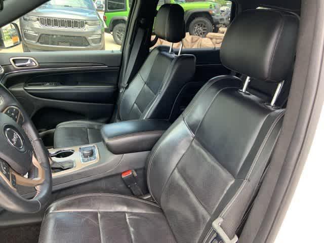 used 2017 Jeep Grand Cherokee car, priced at $15,385