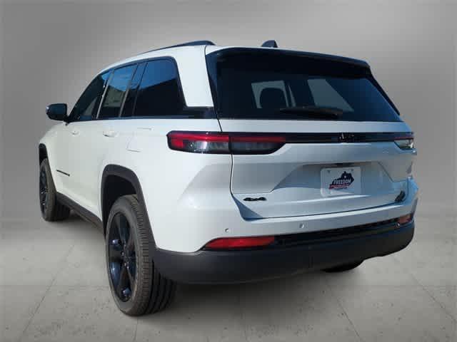 new 2025 Jeep Grand Cherokee car, priced at $40,025