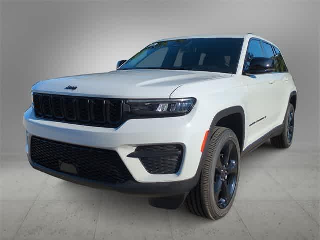 new 2025 Jeep Grand Cherokee car, priced at $40,025