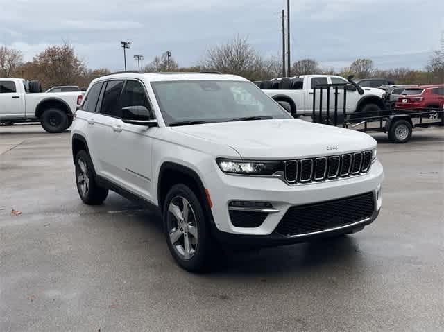 new 2025 Jeep Grand Cherokee car, priced at $49,263