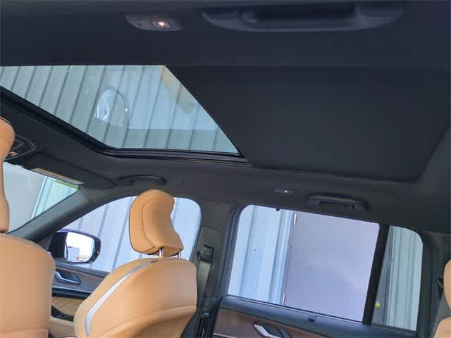 new 2025 Jeep Grand Cherokee car, priced at $54,735