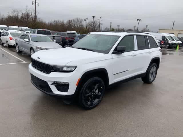 new 2025 Jeep Grand Cherokee car, priced at $45,440