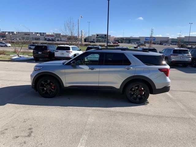 used 2021 Ford Explorer car, priced at $36,814