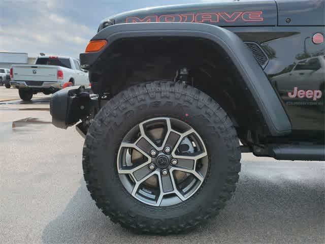 new 2025 Jeep Gladiator car, priced at $55,690