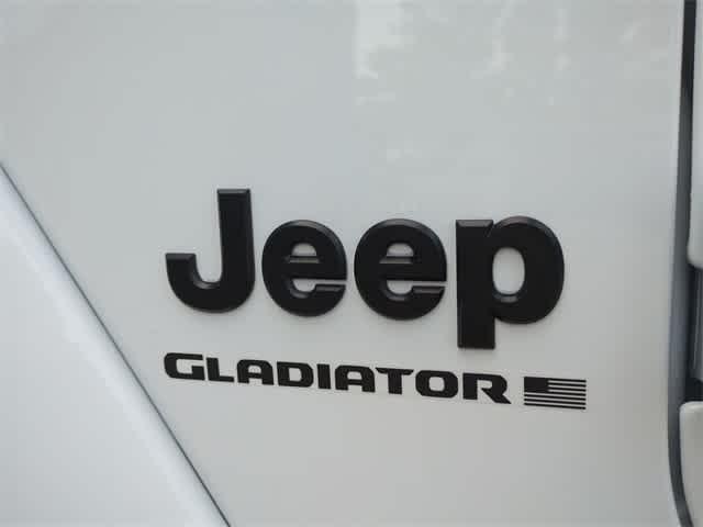new 2025 Jeep Gladiator car, priced at $40,925