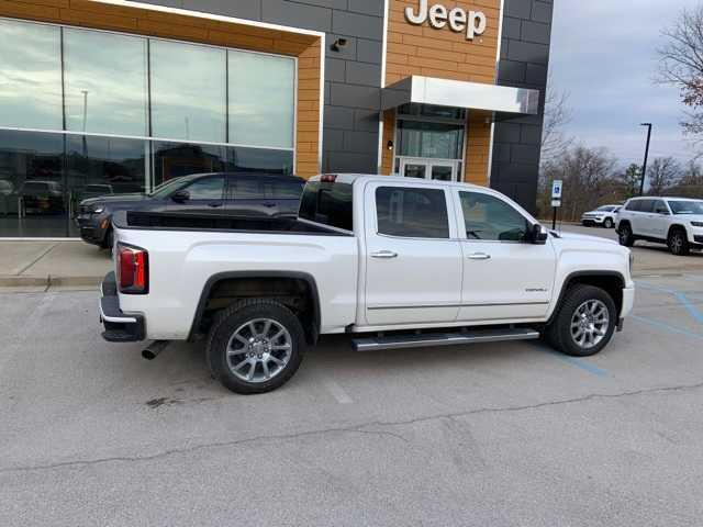 used 2017 GMC Sierra 1500 car, priced at $28,000