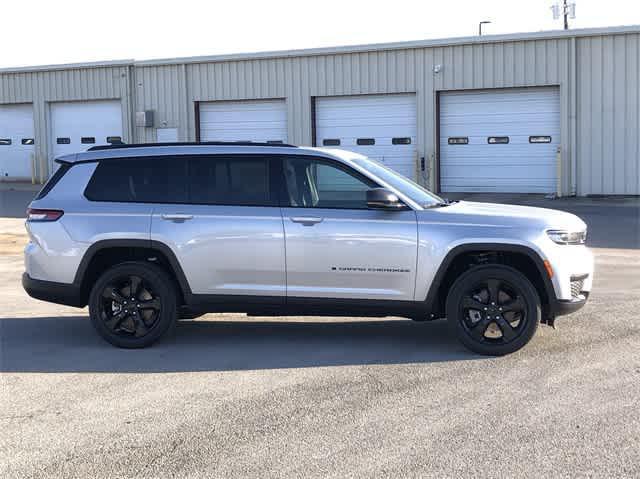 new 2024 Jeep Grand Cherokee L car, priced at $45,400