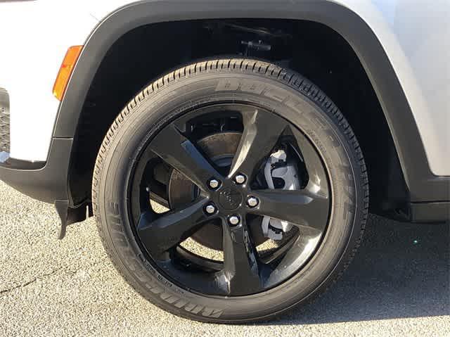 new 2024 Jeep Grand Cherokee L car, priced at $45,400