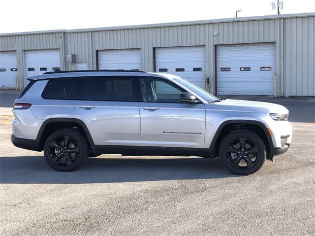 new 2024 Jeep Grand Cherokee L car, priced at $44,400