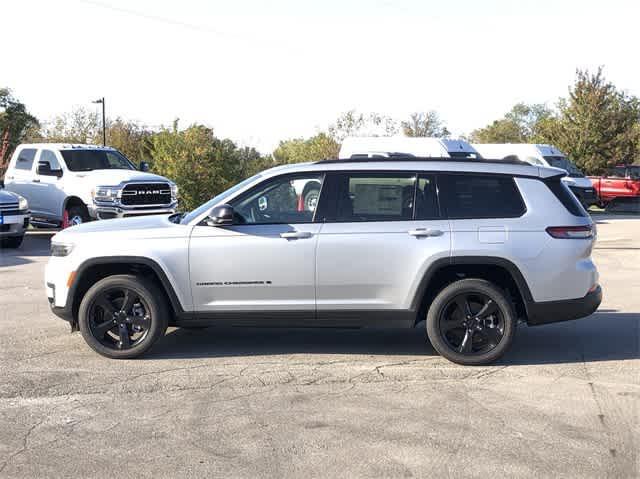 new 2024 Jeep Grand Cherokee L car, priced at $45,400