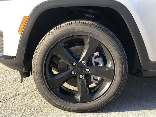 new 2024 Jeep Grand Cherokee L car, priced at $44,400