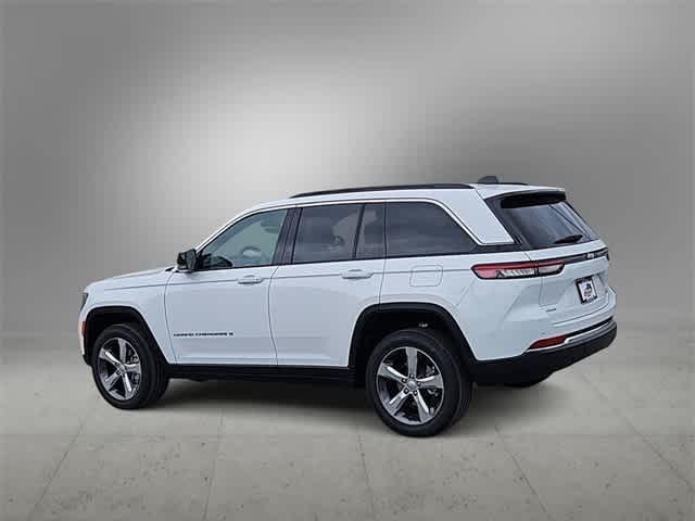 new 2025 Jeep Grand Cherokee car, priced at $47,526