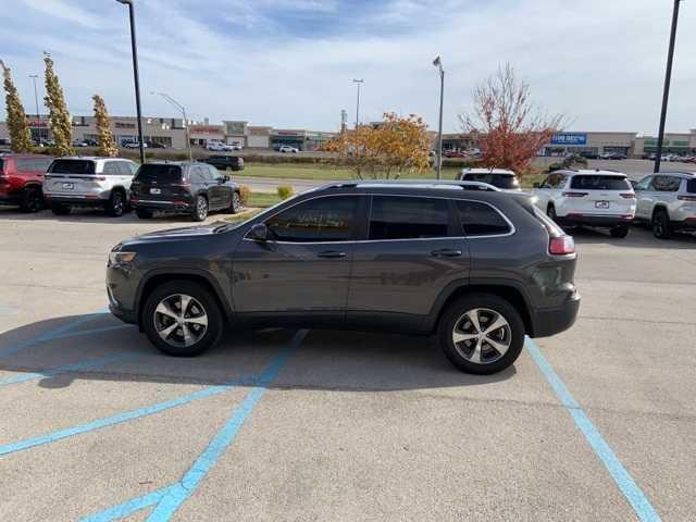 used 2019 Jeep Cherokee car, priced at $17,220