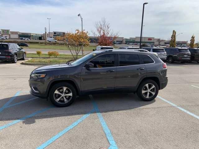 used 2019 Jeep Cherokee car, priced at $17,220