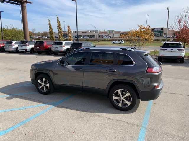 used 2019 Jeep Cherokee car, priced at $17,220