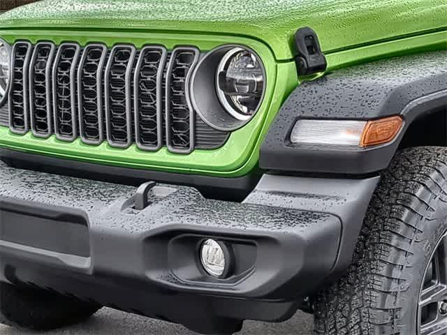 new 2025 Jeep Wrangler car, priced at $41,285