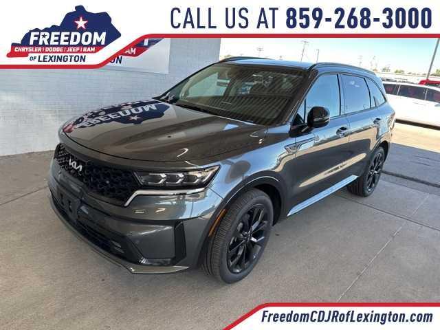 used 2022 Kia Sorento car, priced at $25,074