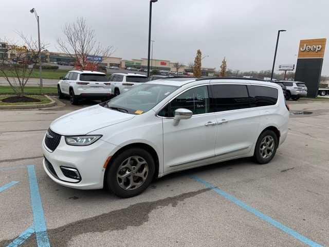 used 2022 Chrysler Pacifica car, priced at $27,535