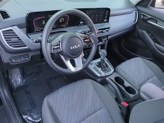 used 2024 Kia Seltos car, priced at $20,170