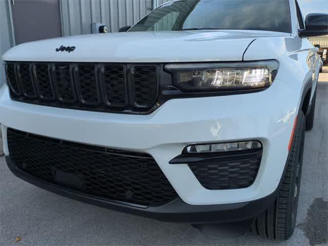 new 2025 Jeep Grand Cherokee car, priced at $46,315