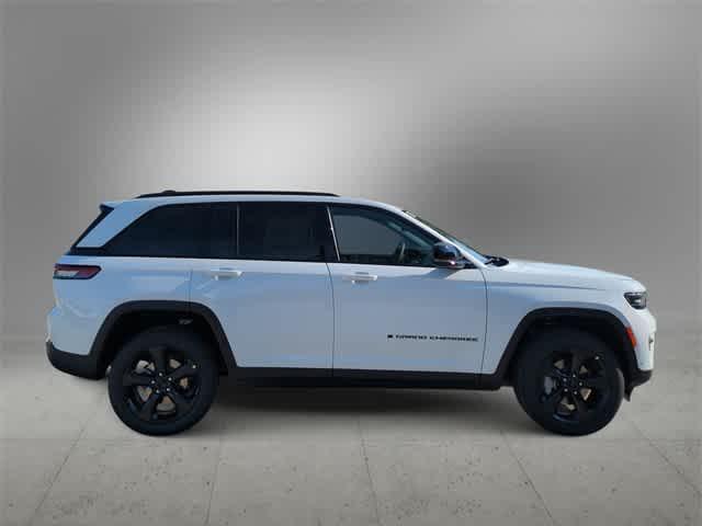 new 2025 Jeep Grand Cherokee car, priced at $46,315