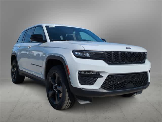new 2025 Jeep Grand Cherokee car, priced at $46,315