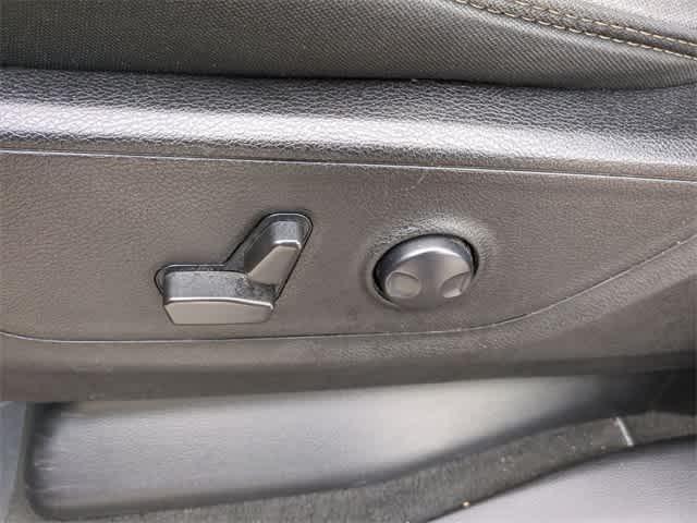 used 2022 Ram 1500 car, priced at $31,915