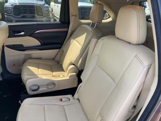 used 2017 Toyota Highlander car, priced at $15,095