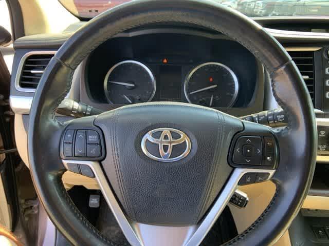 used 2017 Toyota Highlander car, priced at $15,095