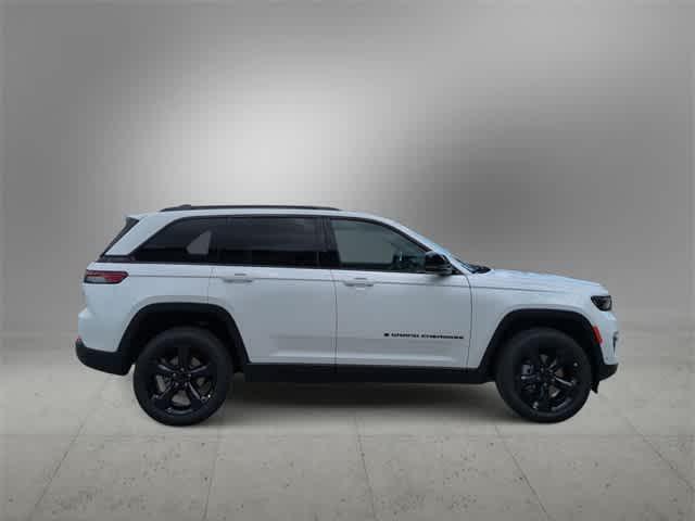 new 2025 Jeep Grand Cherokee car, priced at $46,802