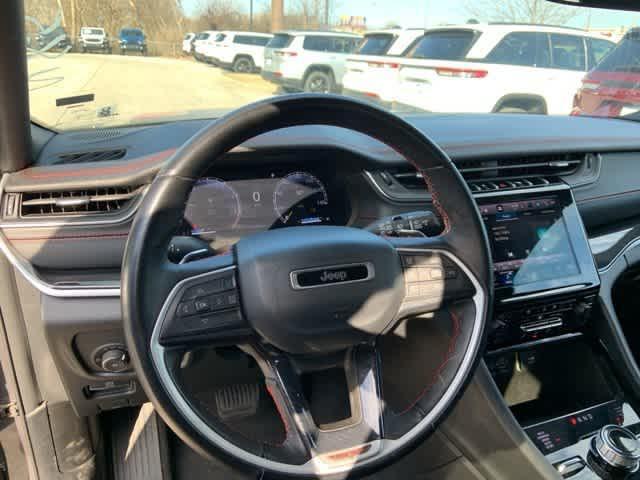 used 2022 Jeep Grand Cherokee car, priced at $35,236