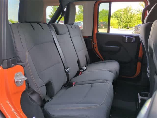 new 2025 Jeep Wrangler car, priced at $46,985