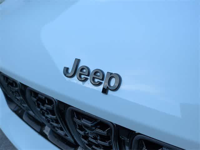 new 2025 Jeep Grand Cherokee car, priced at $54,735