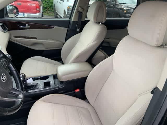 used 2016 Kia Sorento car, priced at $7,995