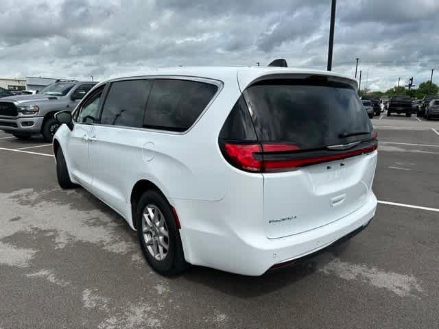 used 2023 Chrysler Pacifica car, priced at $33,000