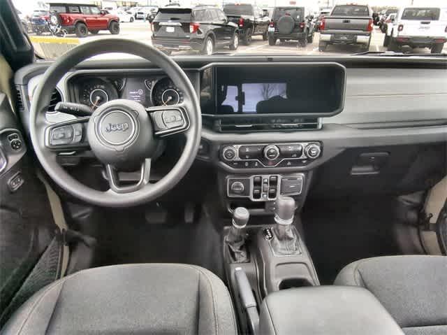 new 2025 Jeep Gladiator car, priced at $40,775