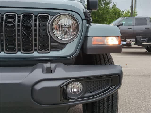 new 2025 Jeep Gladiator car, priced at $41,450