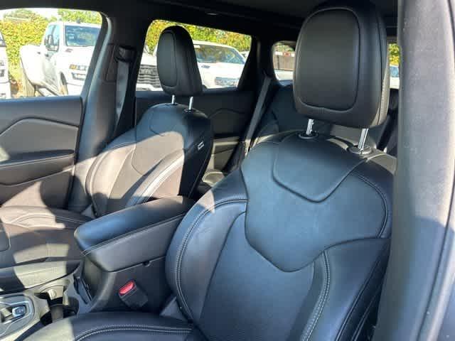 used 2021 Jeep Cherokee car, priced at $20,899