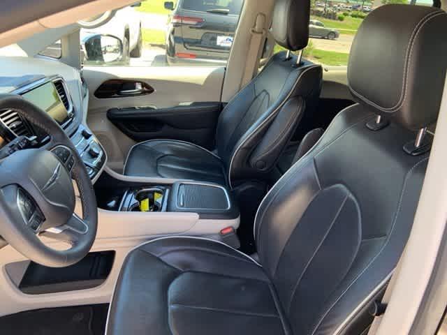 used 2023 Chrysler Pacifica car, priced at $28,494