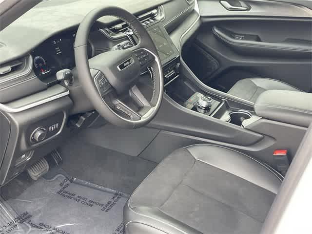 new 2025 Jeep Grand Cherokee car, priced at $42,775