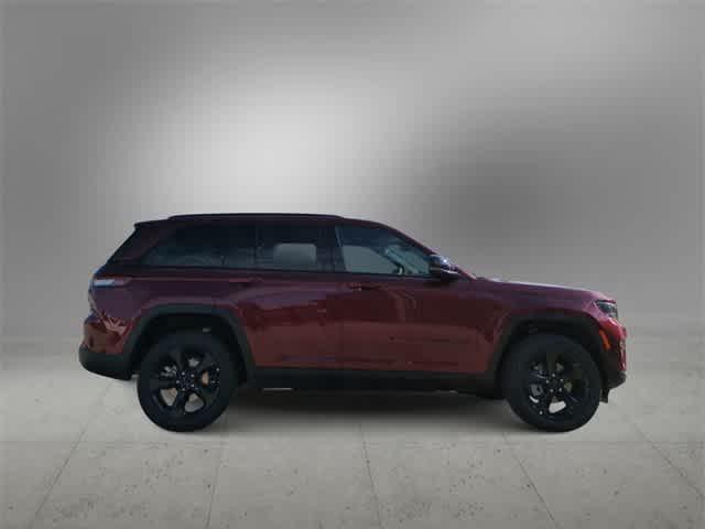 new 2025 Jeep Grand Cherokee car, priced at $39,715