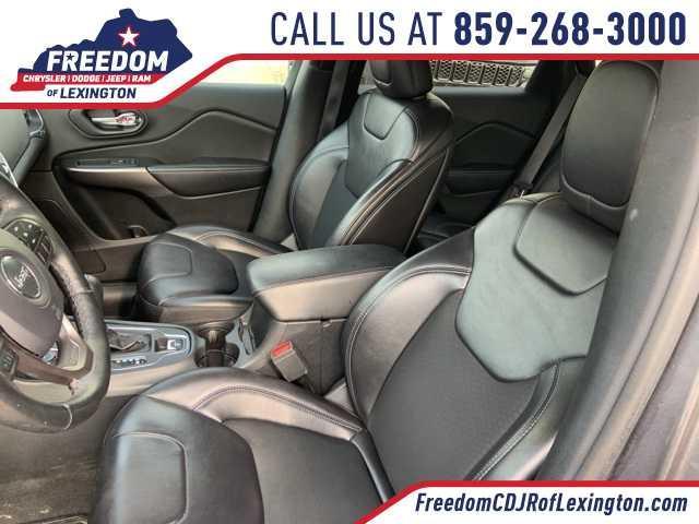 used 2019 Jeep Cherokee car