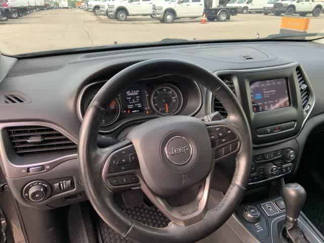used 2019 Jeep Cherokee car