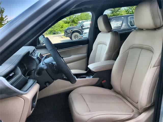 new 2025 Jeep Grand Cherokee L car, priced at $47,255